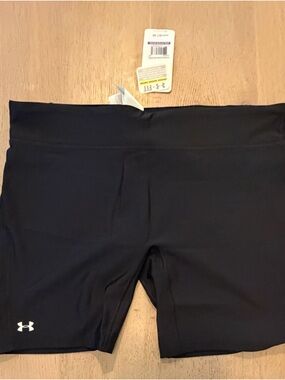 Under Armour Black Women's Compression Shorts Size XXL